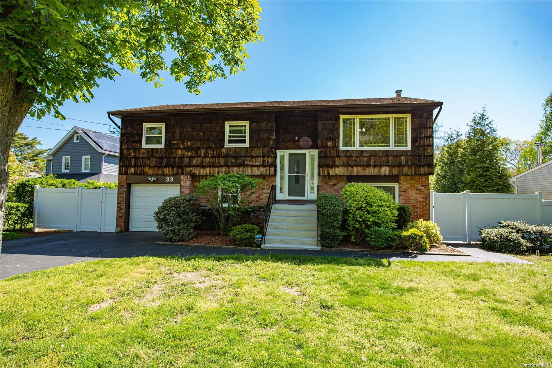 33 Irish Lane