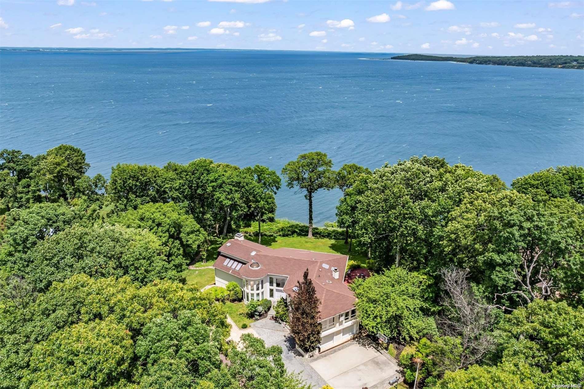 21 Sea Crest Drive