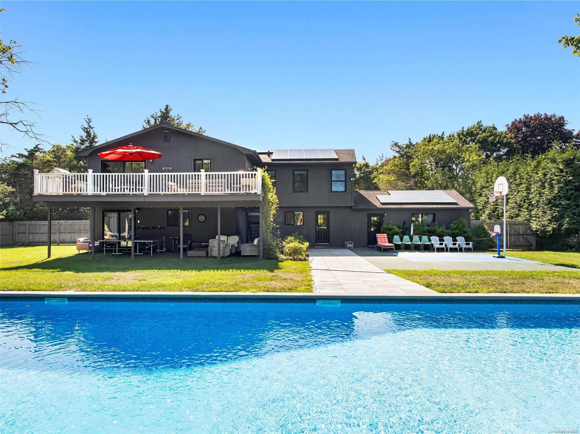 20 Raynor Drive
