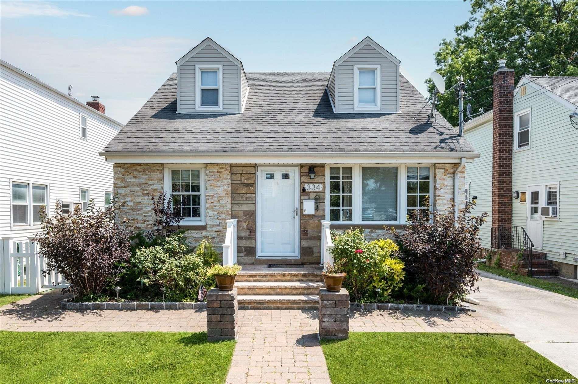 334 Nassau Boulevard