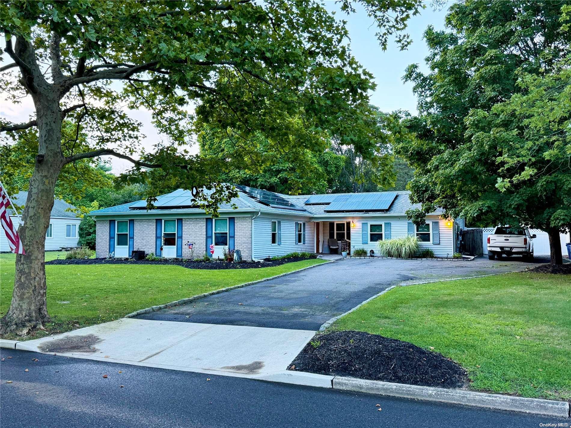 15 Chesapeake Bay Road