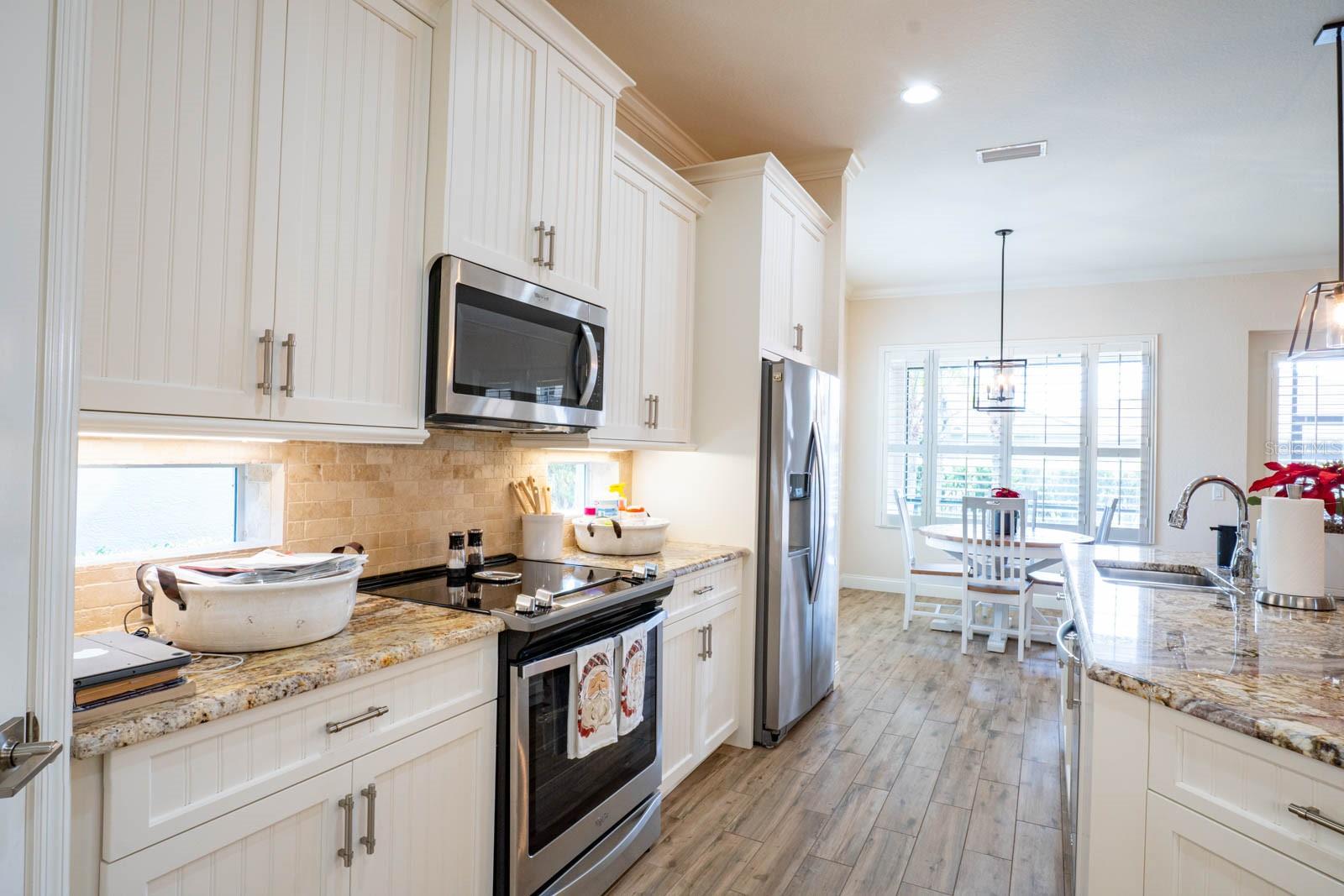 1744 LAUREL GLEN PL