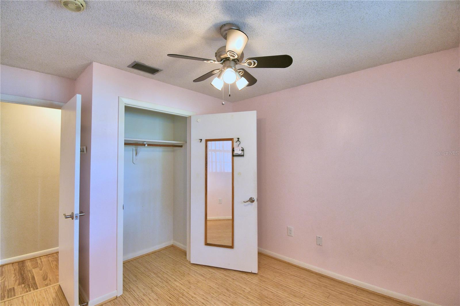 3812 VILLAGE CIR