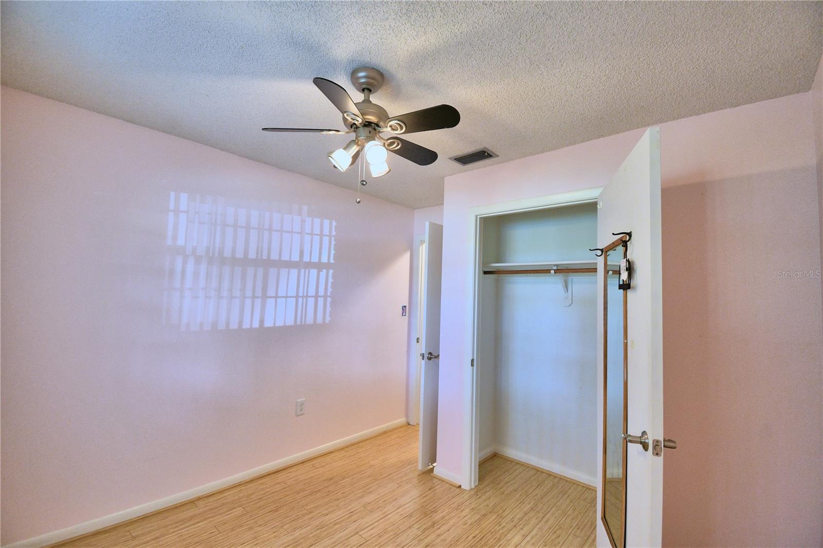 3812 VILLAGE CIR