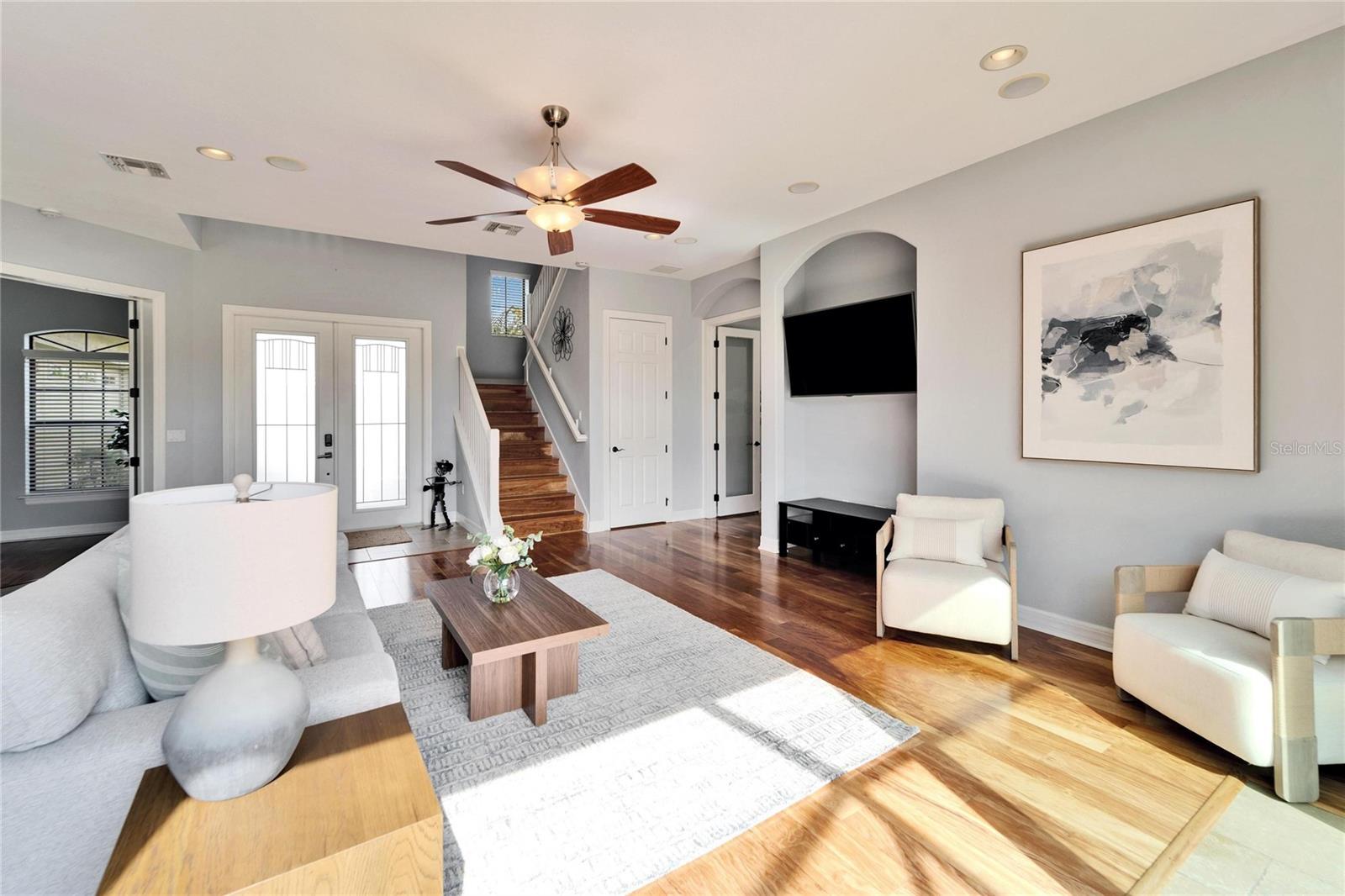 1934 HERITAGE LAKES BLVD