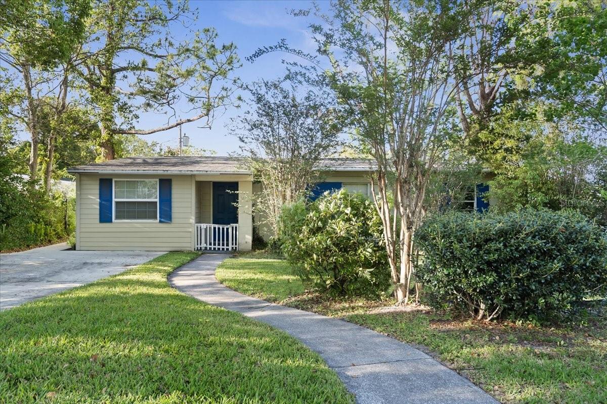 516 EASTWAY DR
