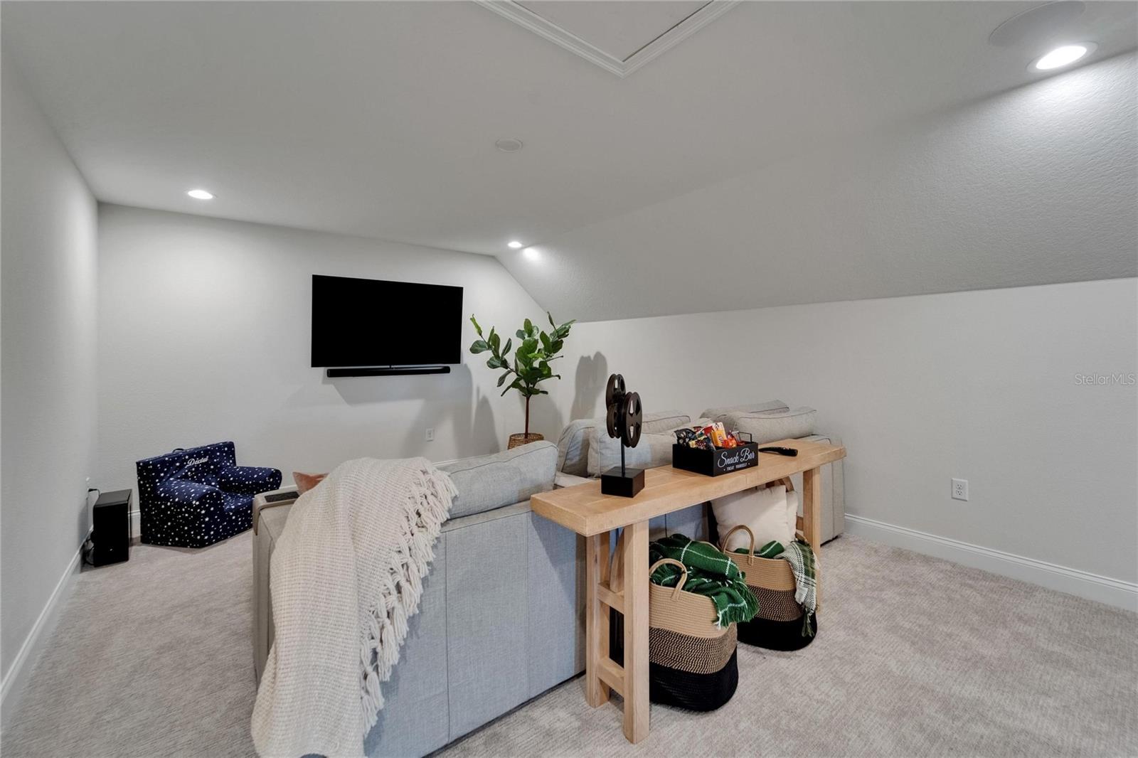 2662 DELPHI HILLS CT