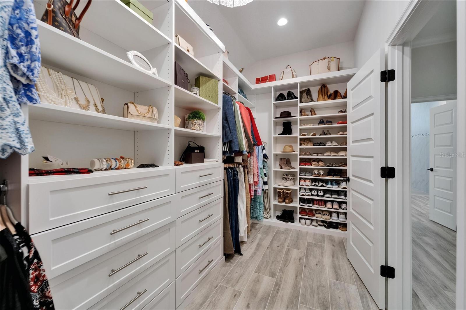 2662 DELPHI HILLS CT