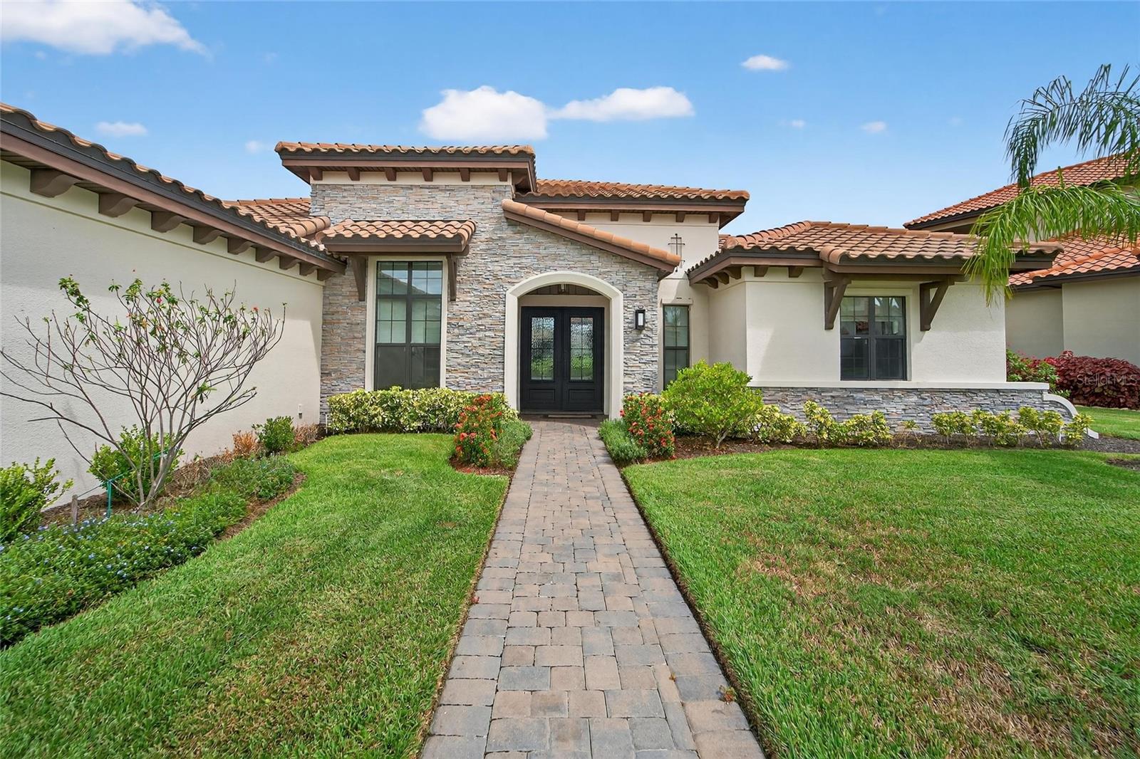 3009 SANCTUARY CIR