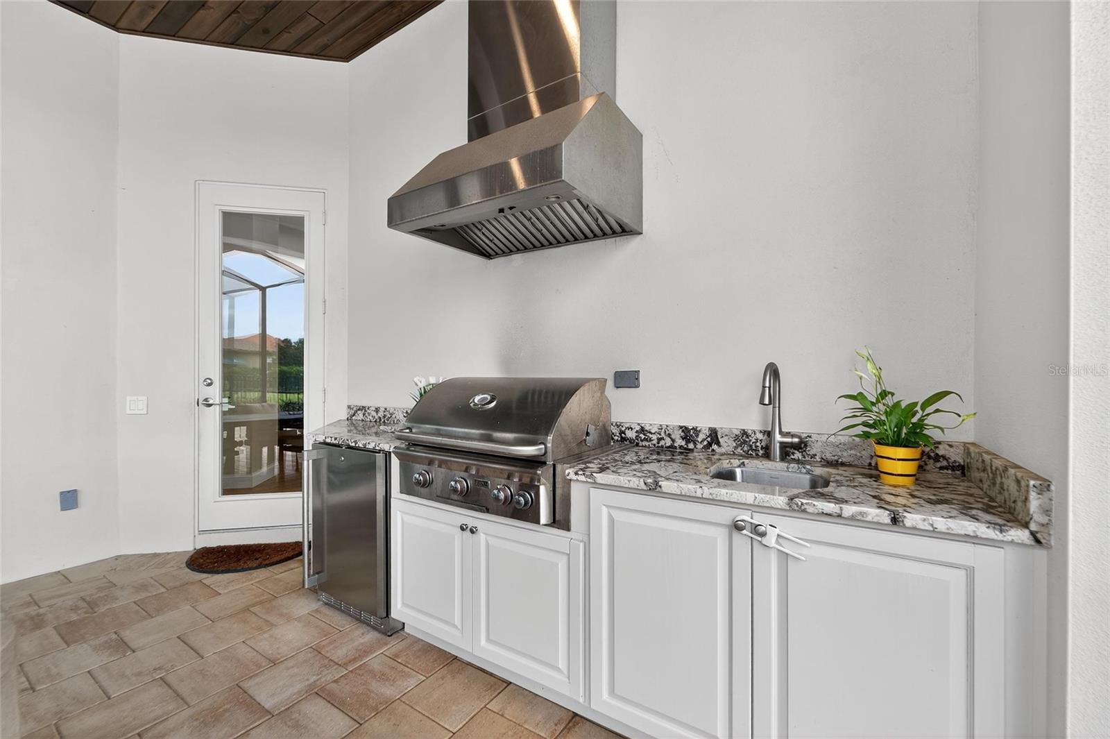 3009 SANCTUARY CIR