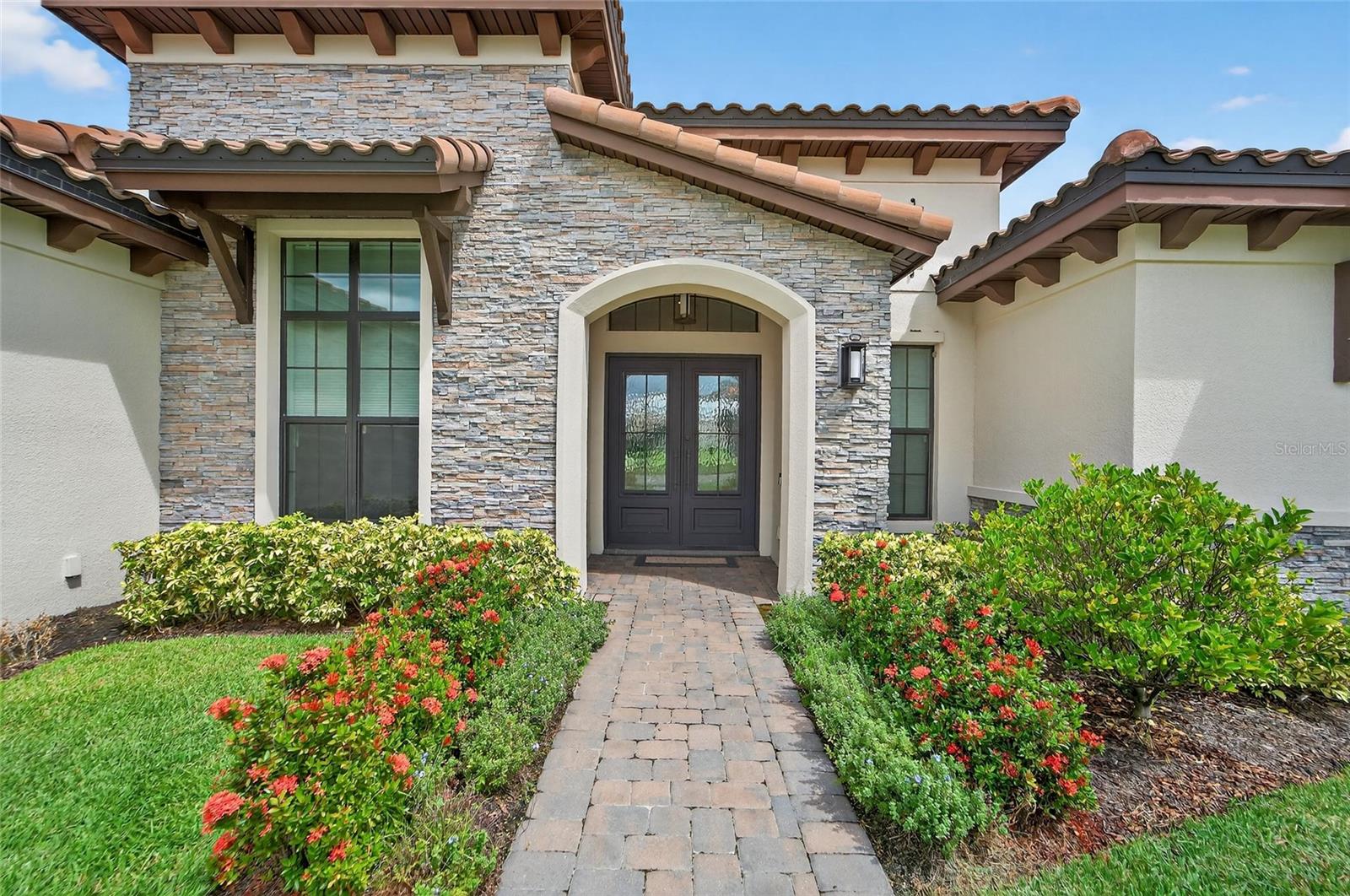 3009 SANCTUARY CIR
