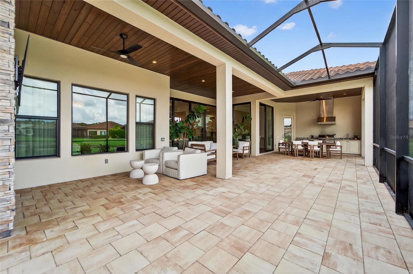 3009 SANCTUARY CIR