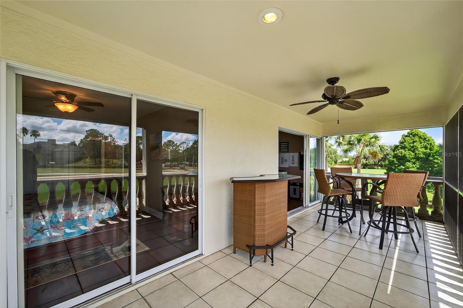 2718 PRESTWICK DR