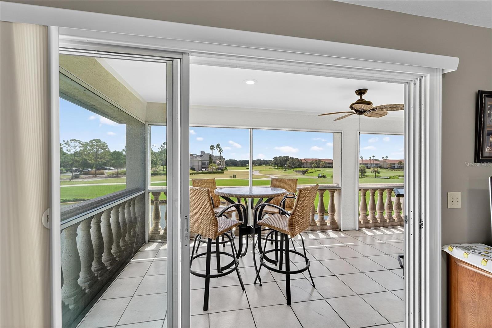 2718 PRESTWICK DR