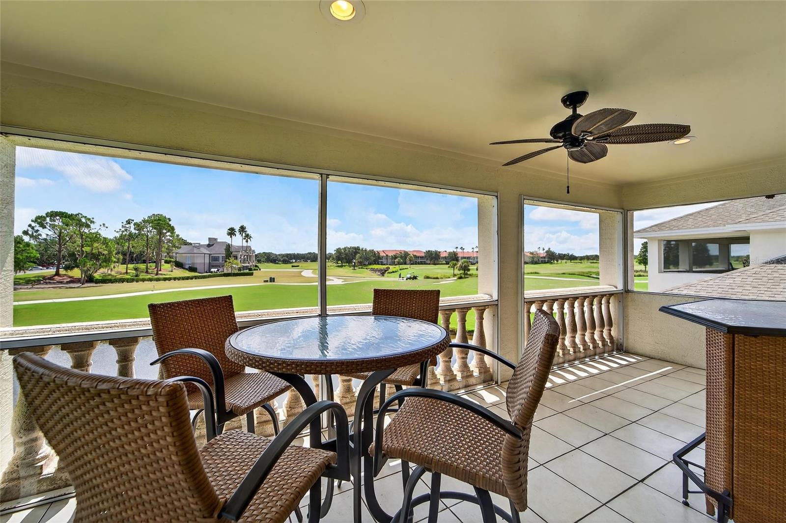 2718 PRESTWICK DR