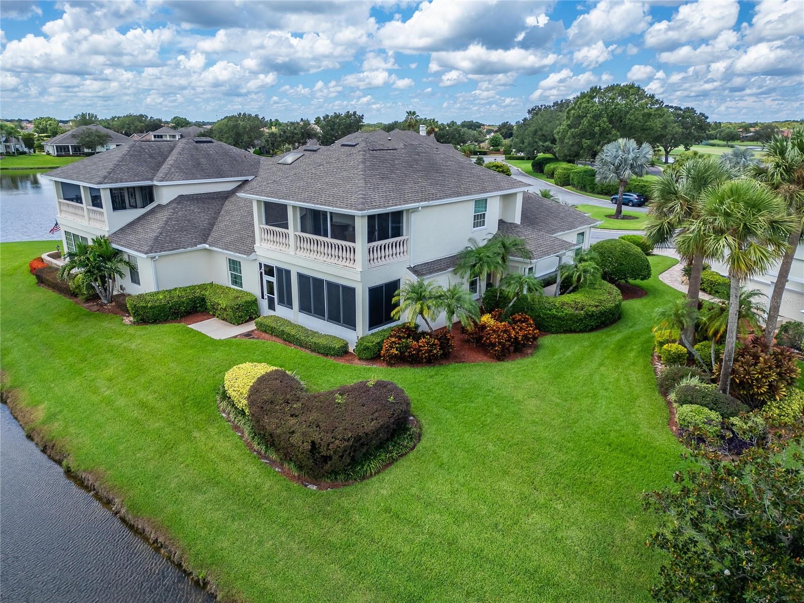 2718 PRESTWICK DR