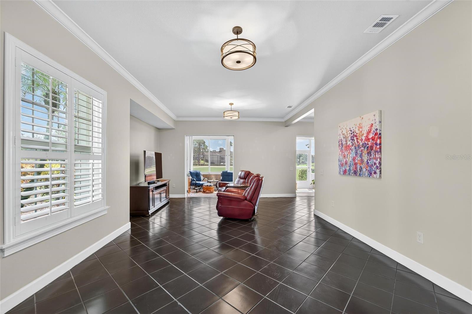 2718 PRESTWICK DR
