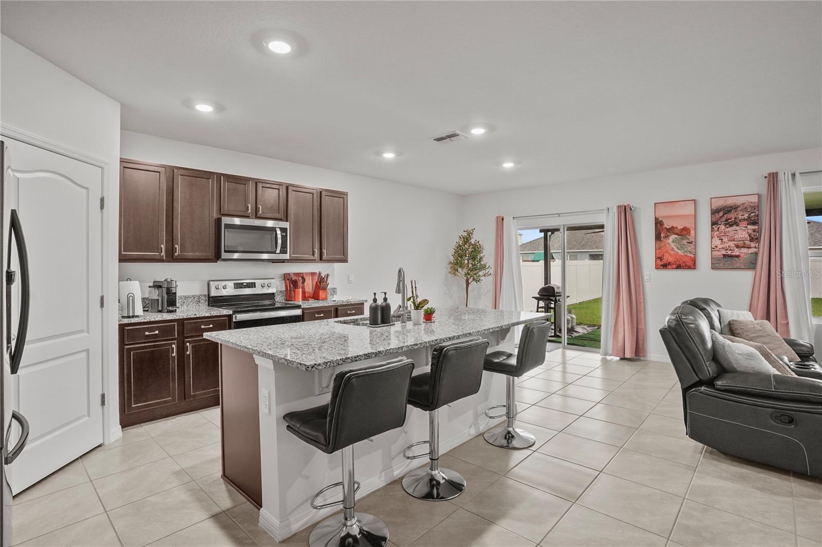 3914 RESTING ROBIN AVE