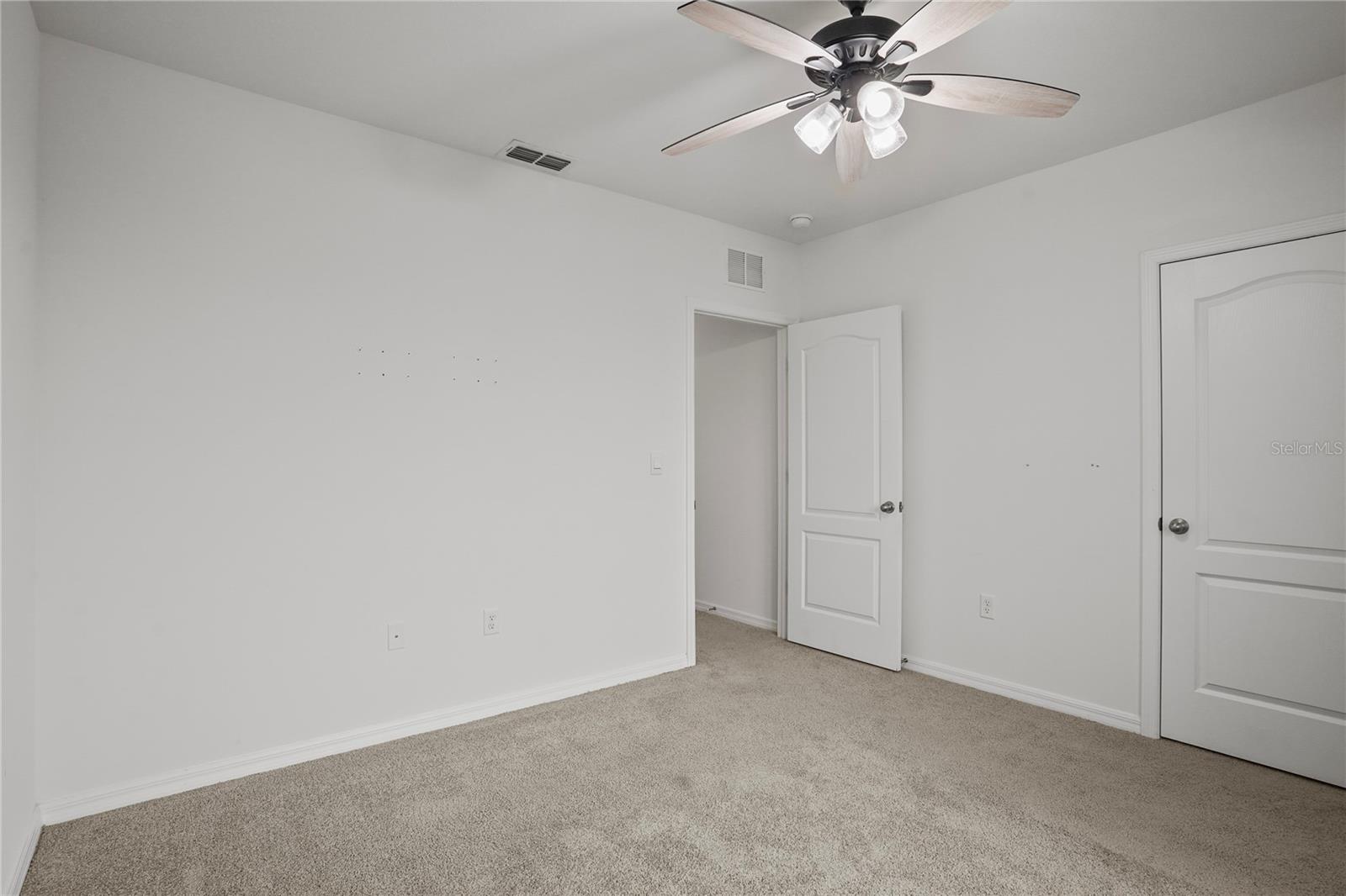 3914 RESTING ROBIN AVE