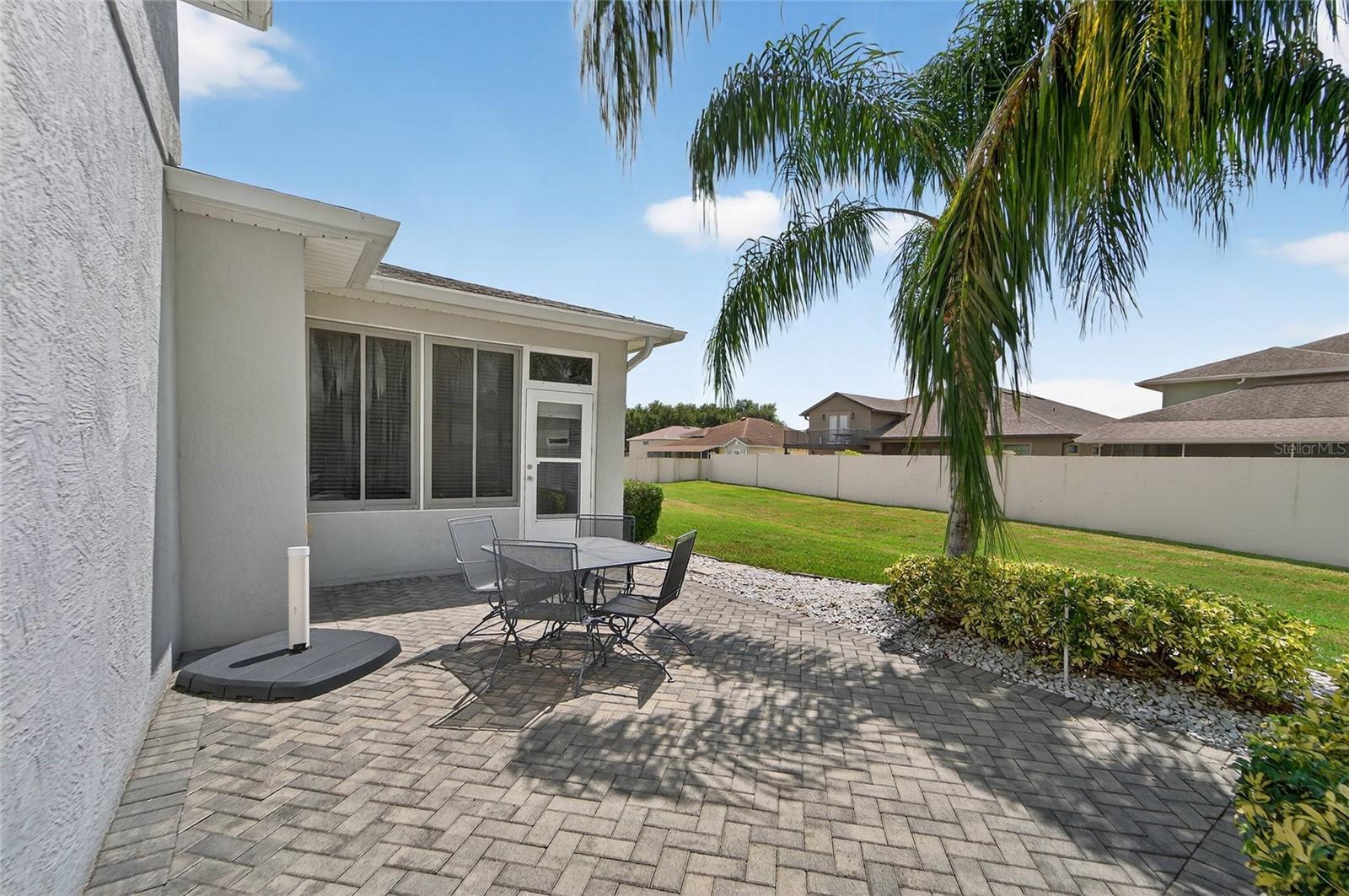453 NOLANE LN