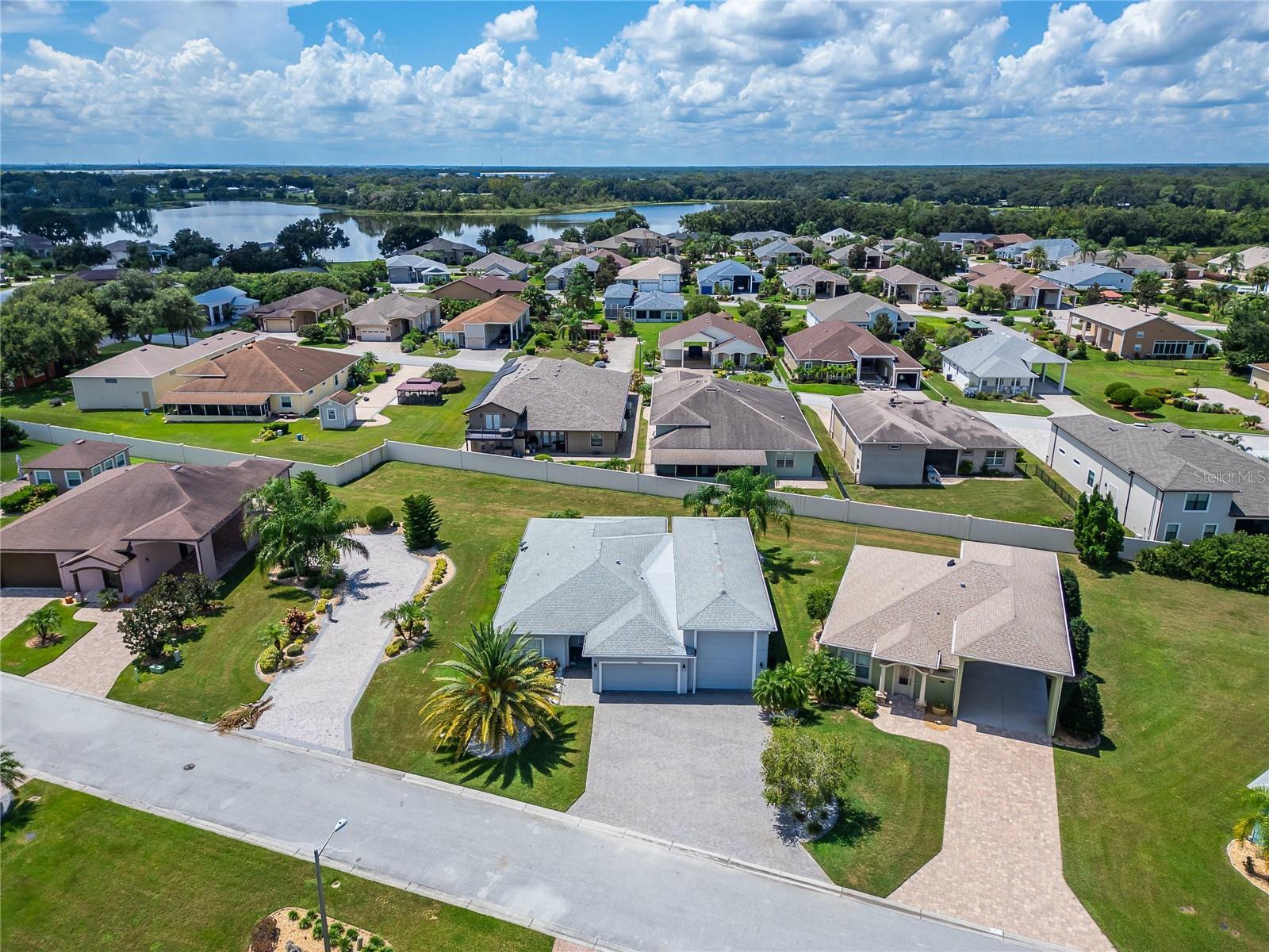 453 NOLANE LN