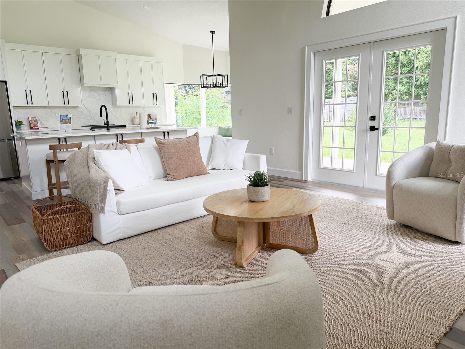 1944 VISTA VIEW DR