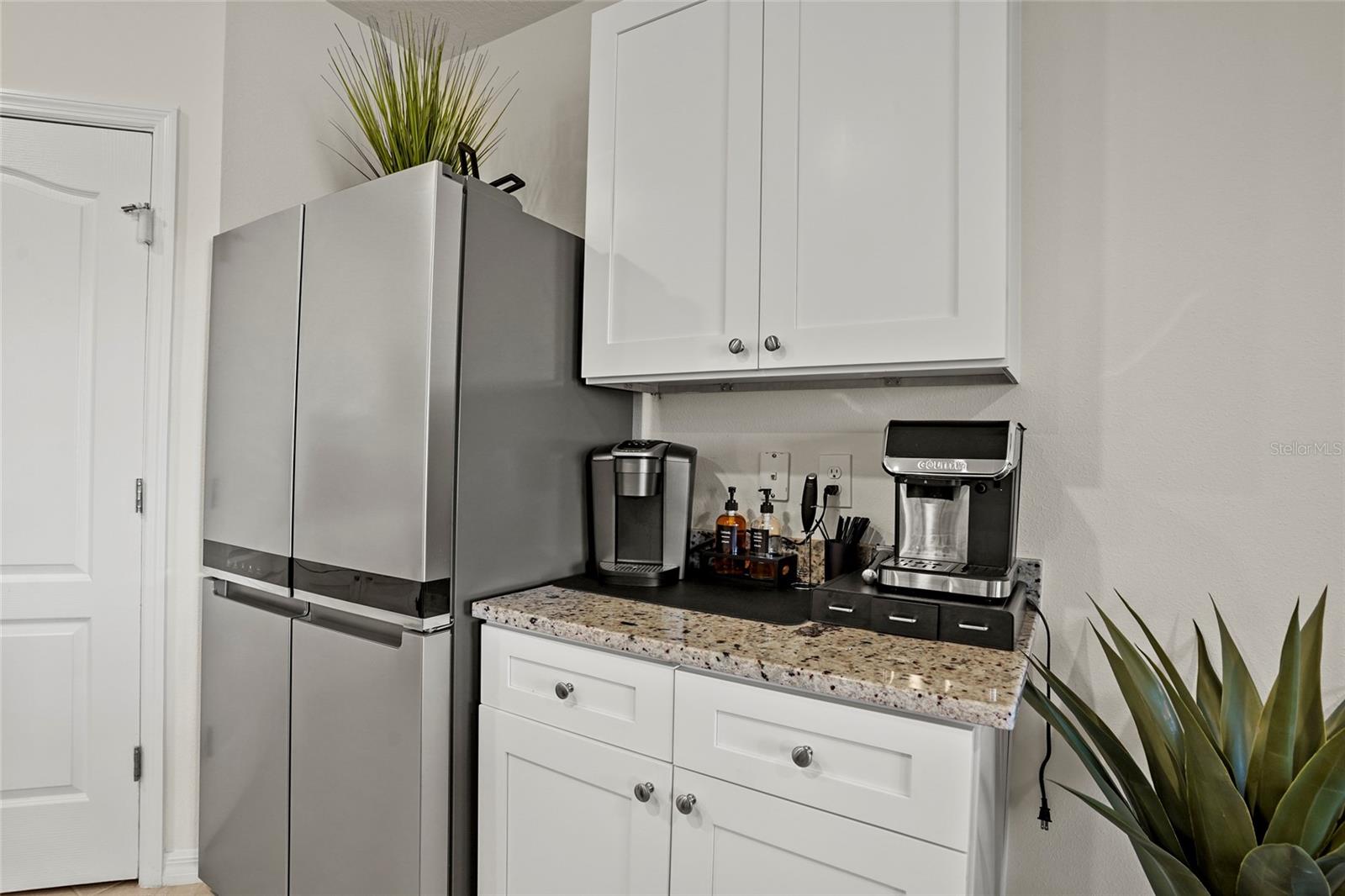 5740 GREY GRANITE WAY