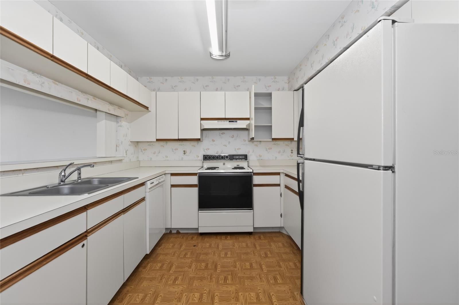 707 CARPENTERS WAY #24