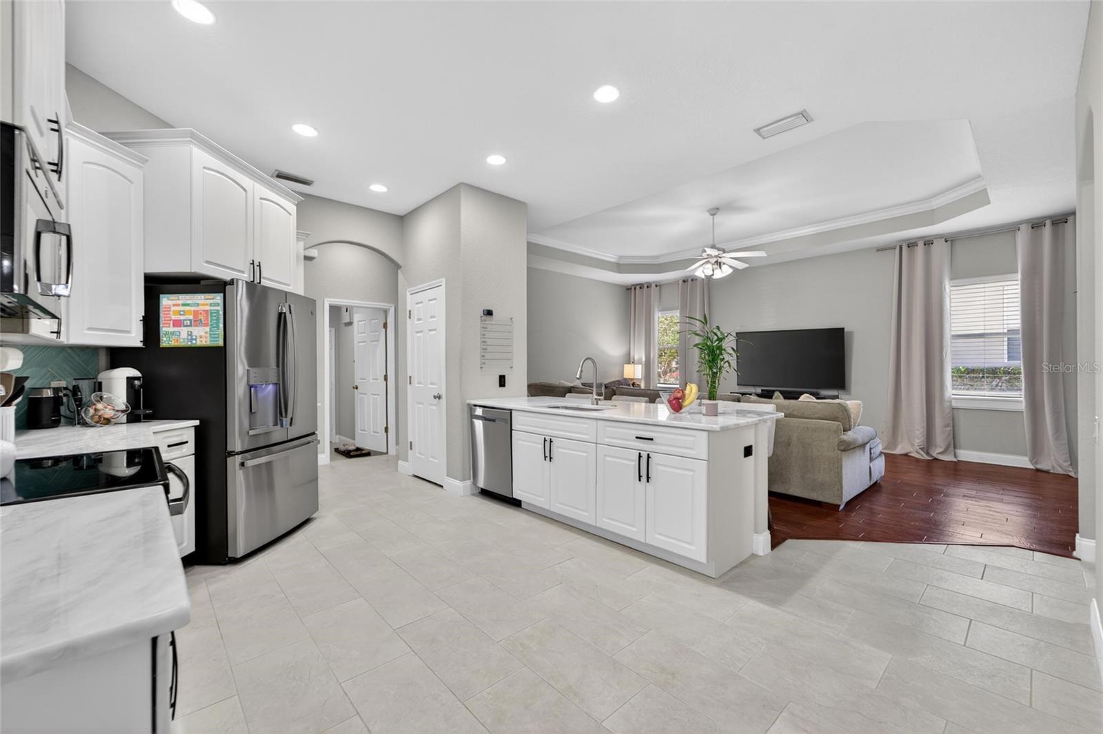 2665 HICKORY VIEW LOOP