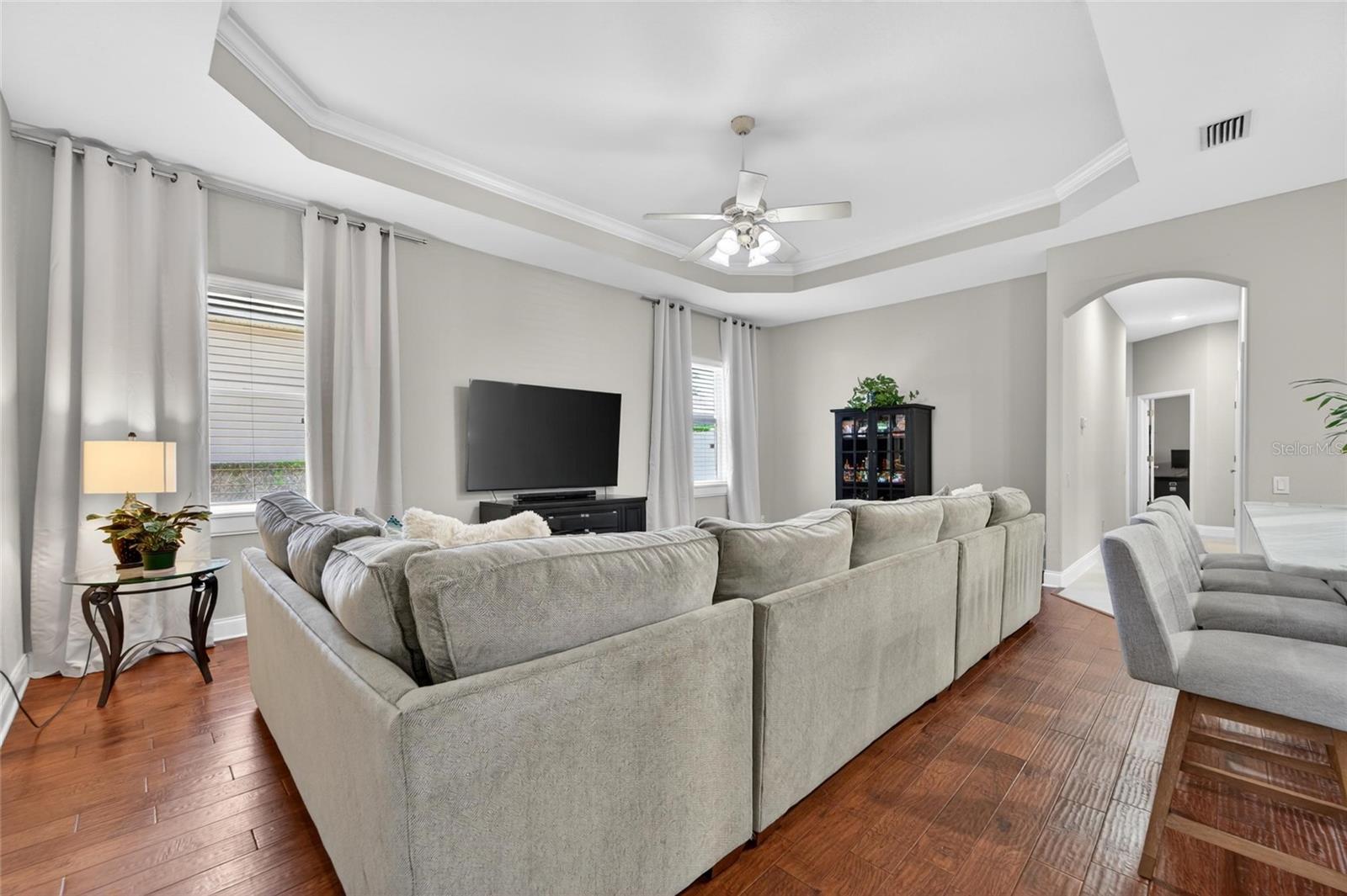 2665 HICKORY VIEW LOOP