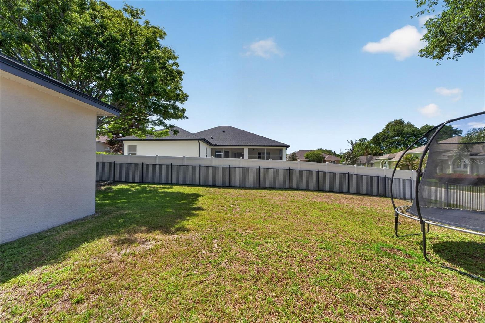 2665 HICKORY VIEW LOOP