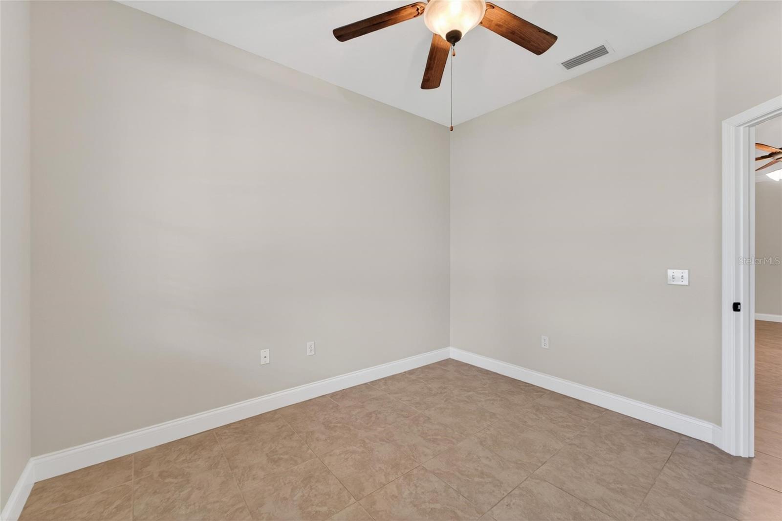 6360 RIVERLAKE CT