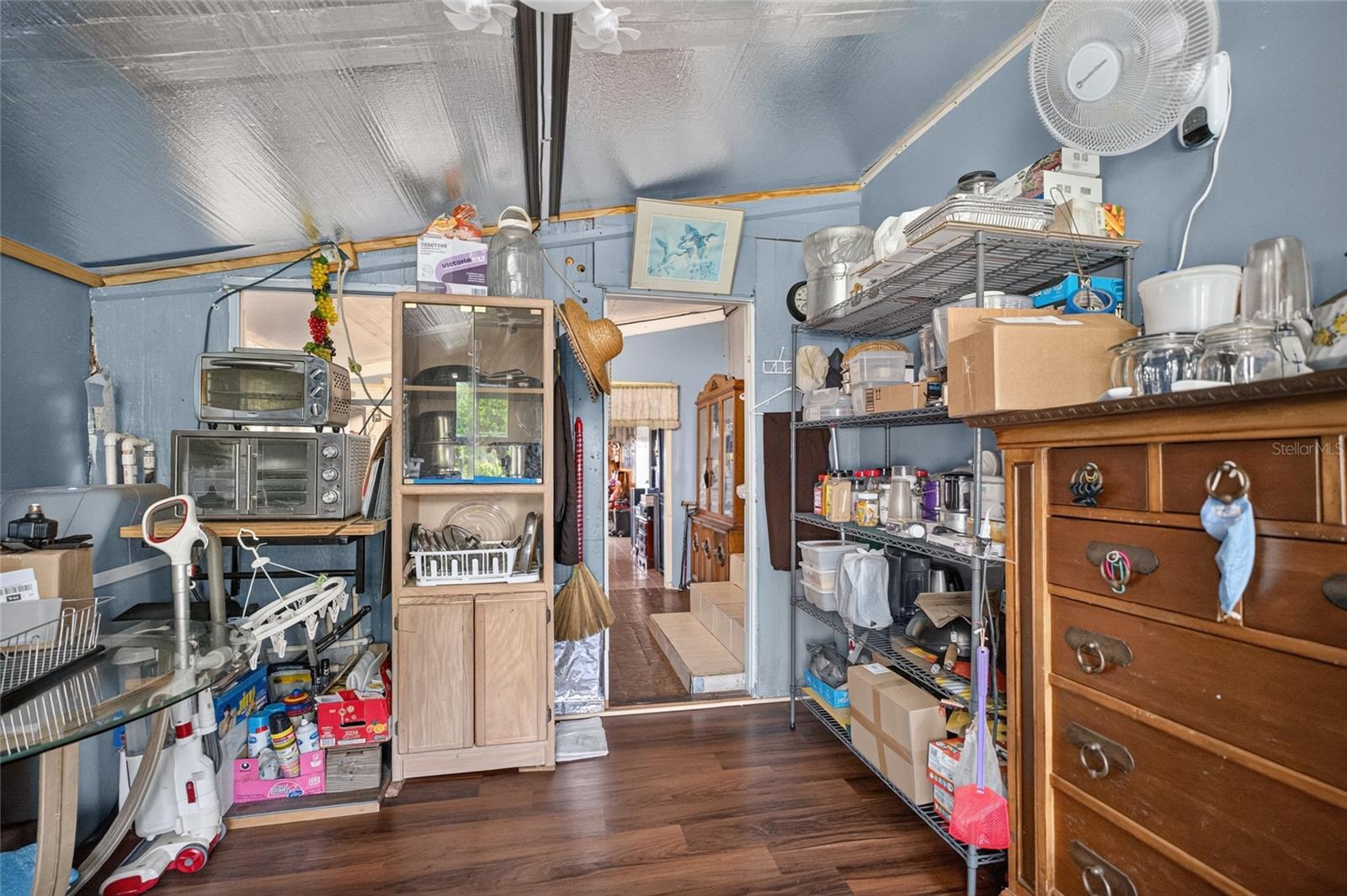 2558 MCINTOSH DR