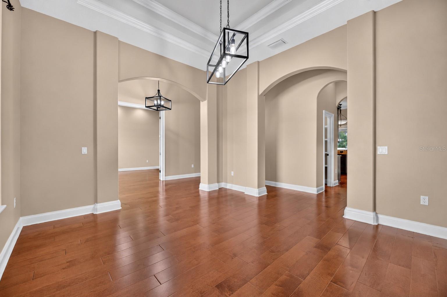 6408 WALKERS GLEN DR