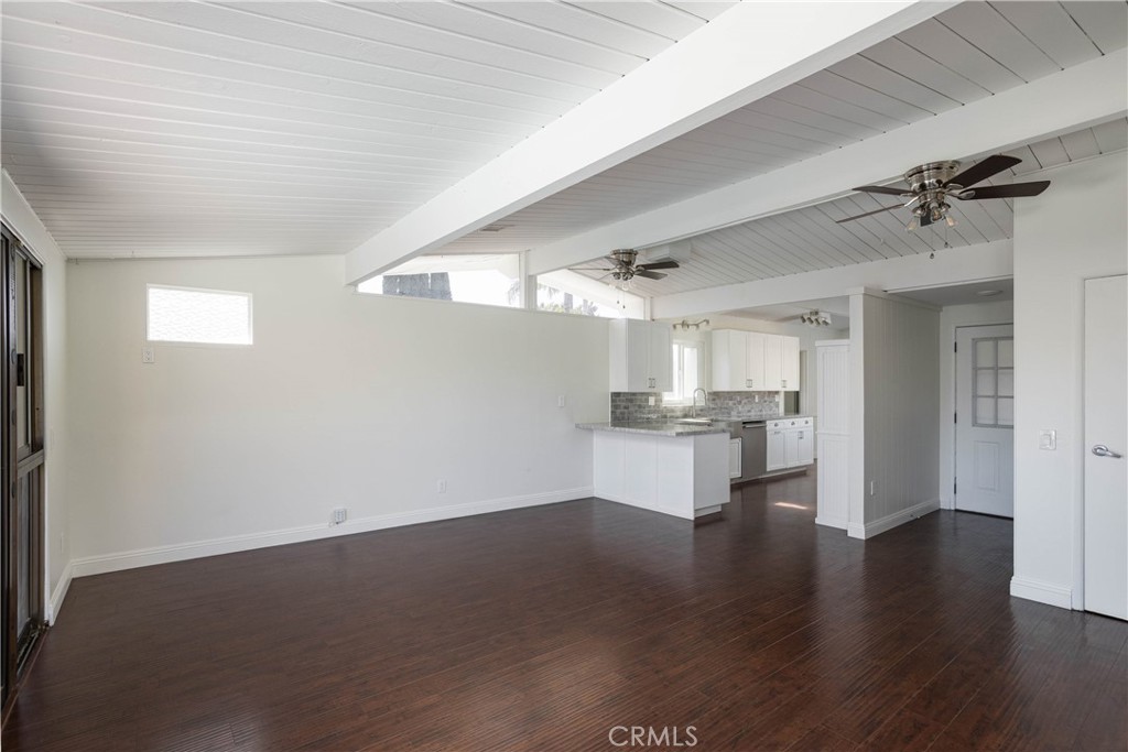 724 N Vine