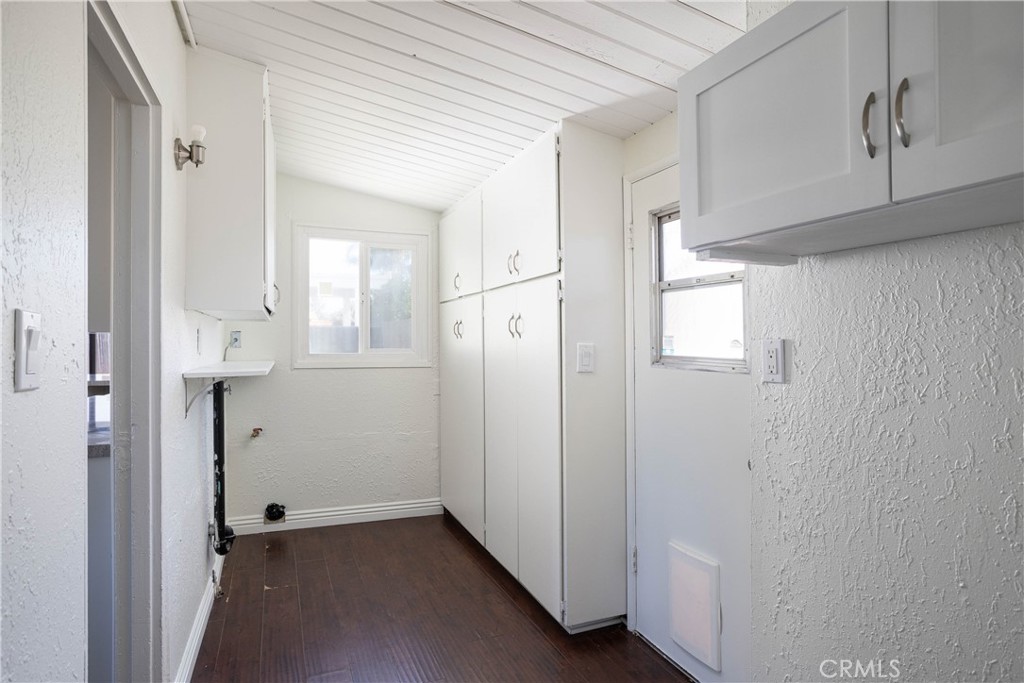 724 N Vine