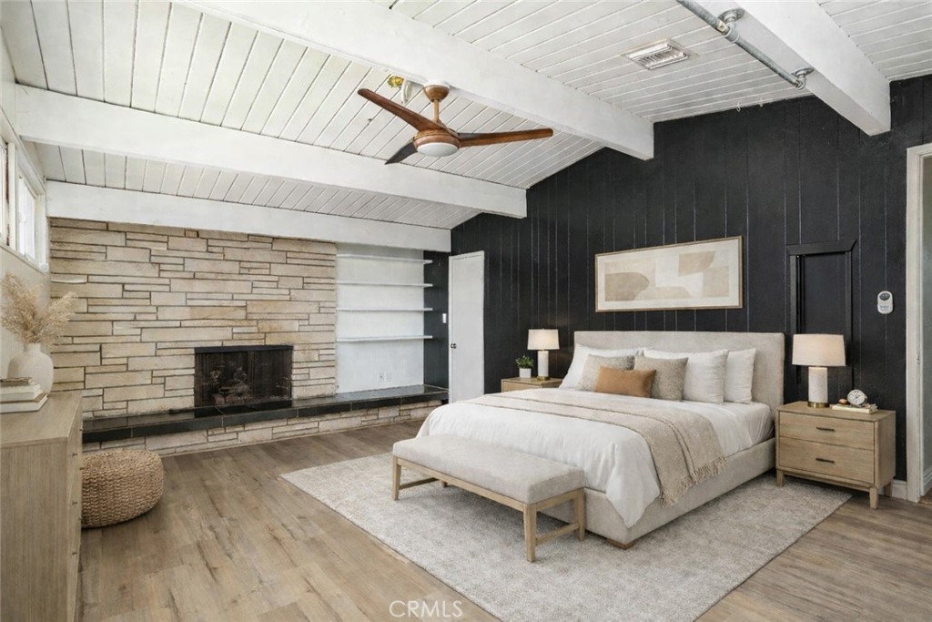 724 N Vine