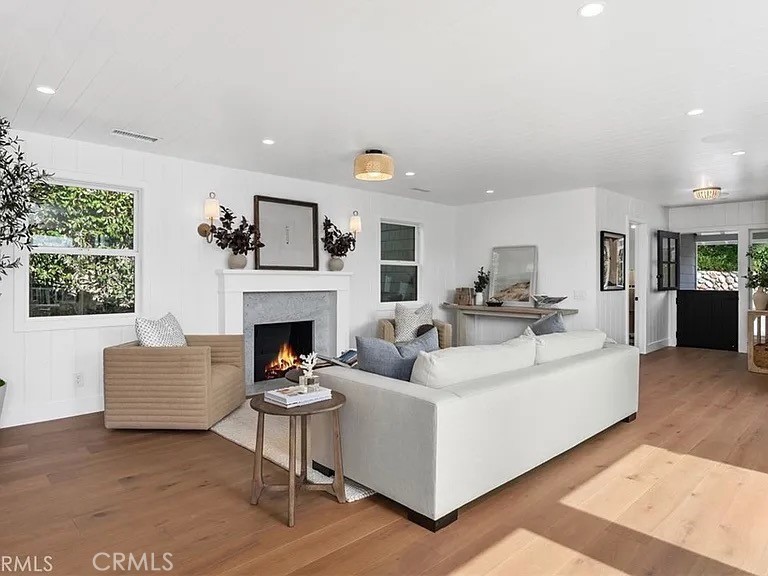 307 Emerald Bay