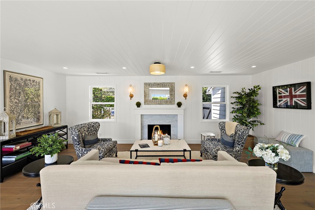 307 Emerald Bay