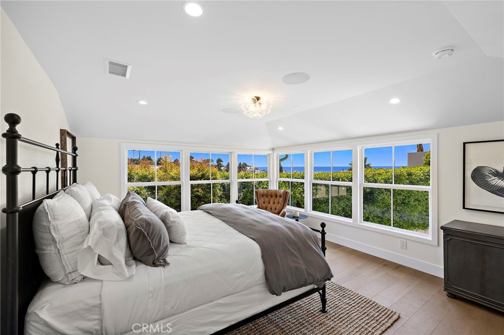 307 Emerald Bay