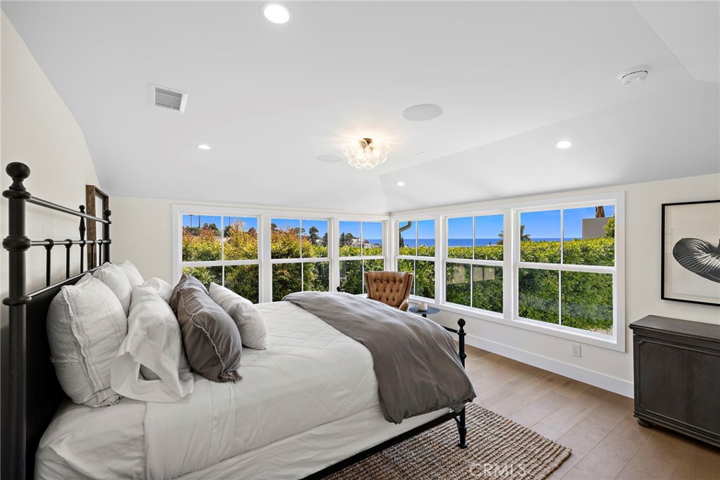307 Emerald Bay