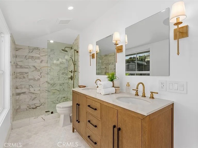307 Emerald Bay