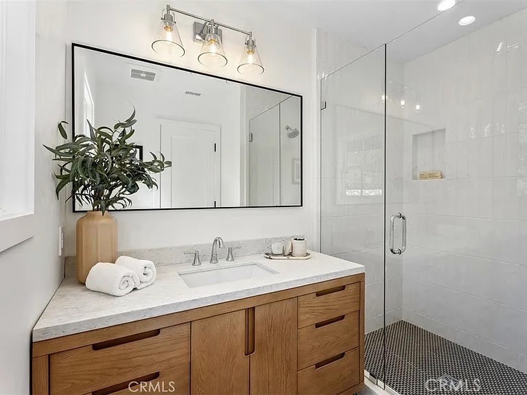 307 Emerald Bay