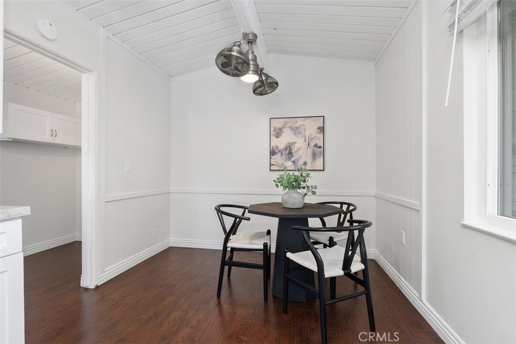 724 N Vine