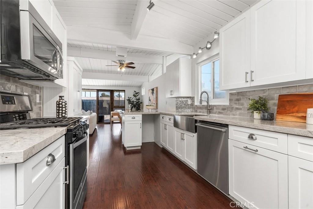 724 N Vine