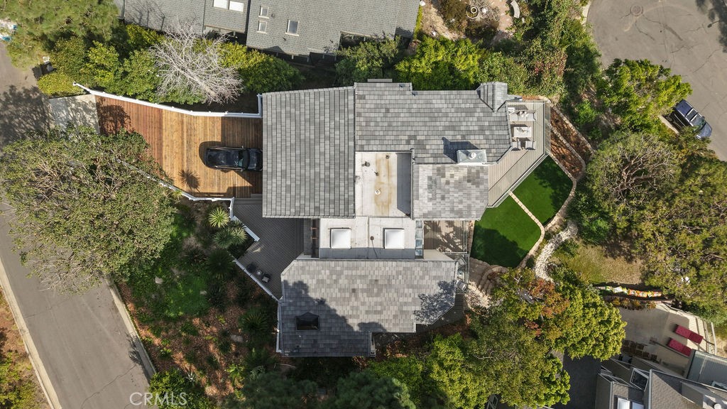 2315 Hillview