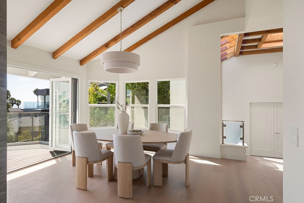 2315 Hillview