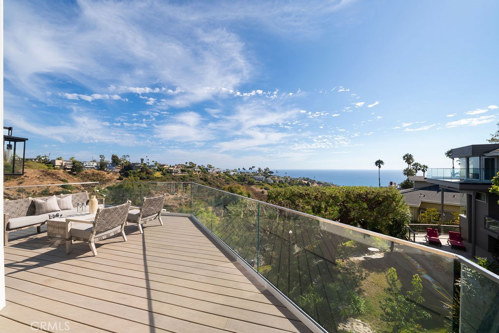 2315 Hillview