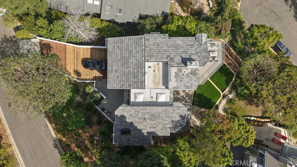 2315 Hillview