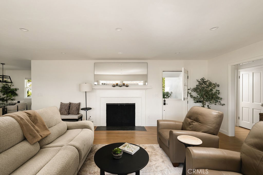 465 Monterey
